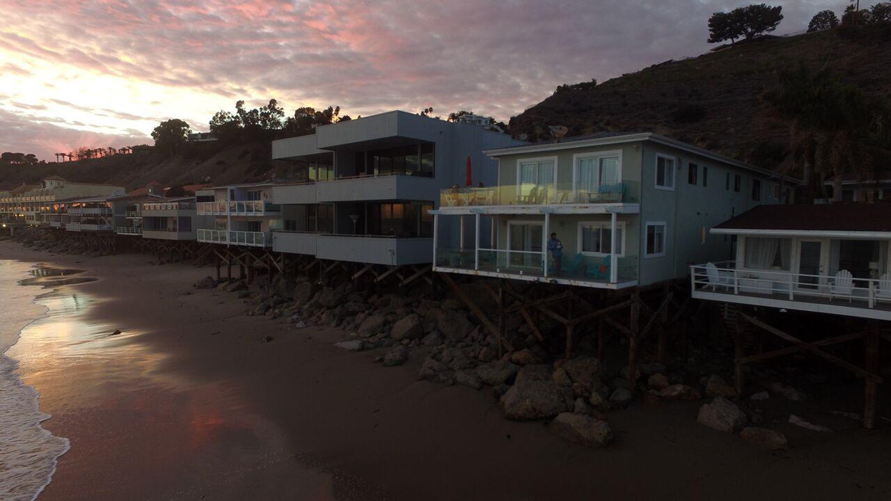 Malibu Private Beach Apartments Buitenkant foto